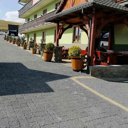 Frühstückspension Karczma Mikuda - Sauna Basen Jacuzzi Z Widokiem Na Gory - Kuligi - Parking *